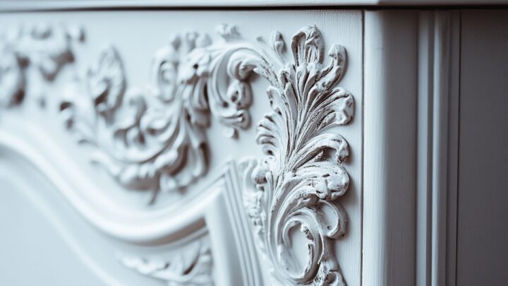 Comment nettoyer un meuble laqué blanc jauni efficacement